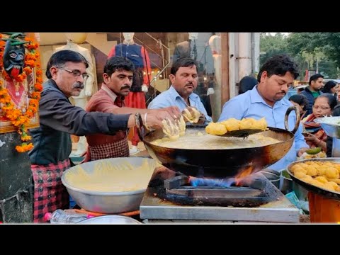Crazy Rush for Pakoda   Delhi's Popular Ram Ladoo   Indian Street Food