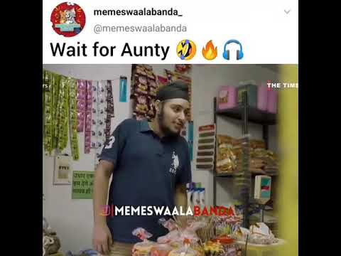 wait ✋?for aunty ?? ?